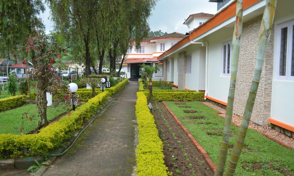 Royal Retreat Hotel Munnar Exterior photo