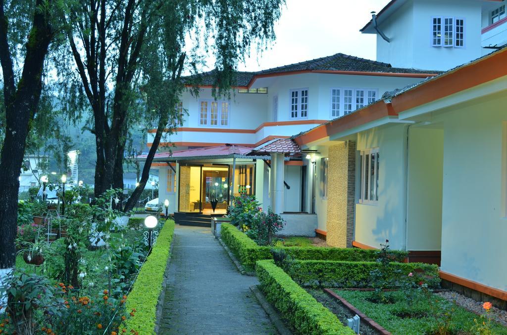 Royal Retreat Hotel Munnar Exterior photo