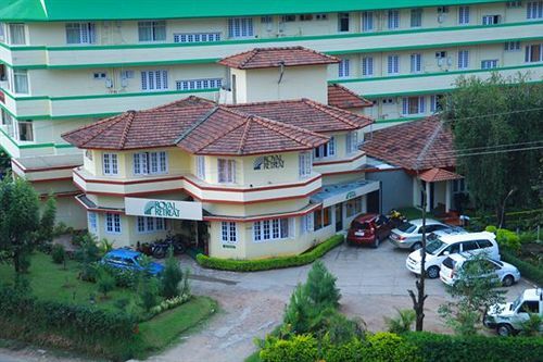 Royal Retreat Hotel Munnar Exterior photo